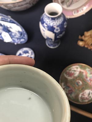 Lot 160 - A Chinese blue and white porcelain cylindrical...