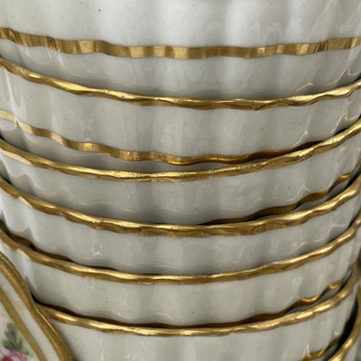 Lot 817 - A good Newhall porcelain tea set, circa 1800,...