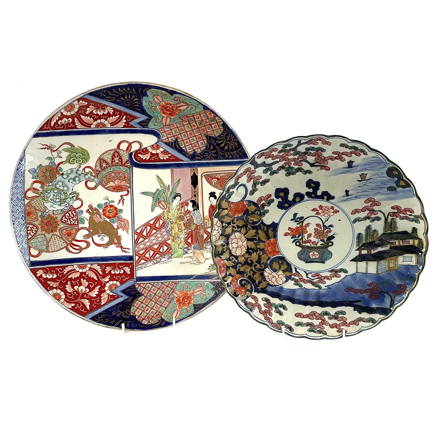 Lot 184 - A large Japanese porcelain charger, 19th...