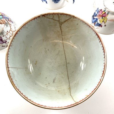 Lot 194 - A quantity of Chinese porcelain to include six...
