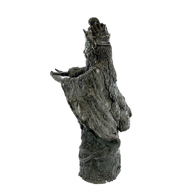 Lot 253 - A Chinese bronze model of Confucius, 20th...