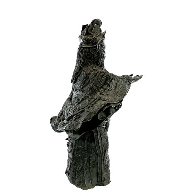 Lot 253 - A Chinese bronze model of Confucius, 20th...