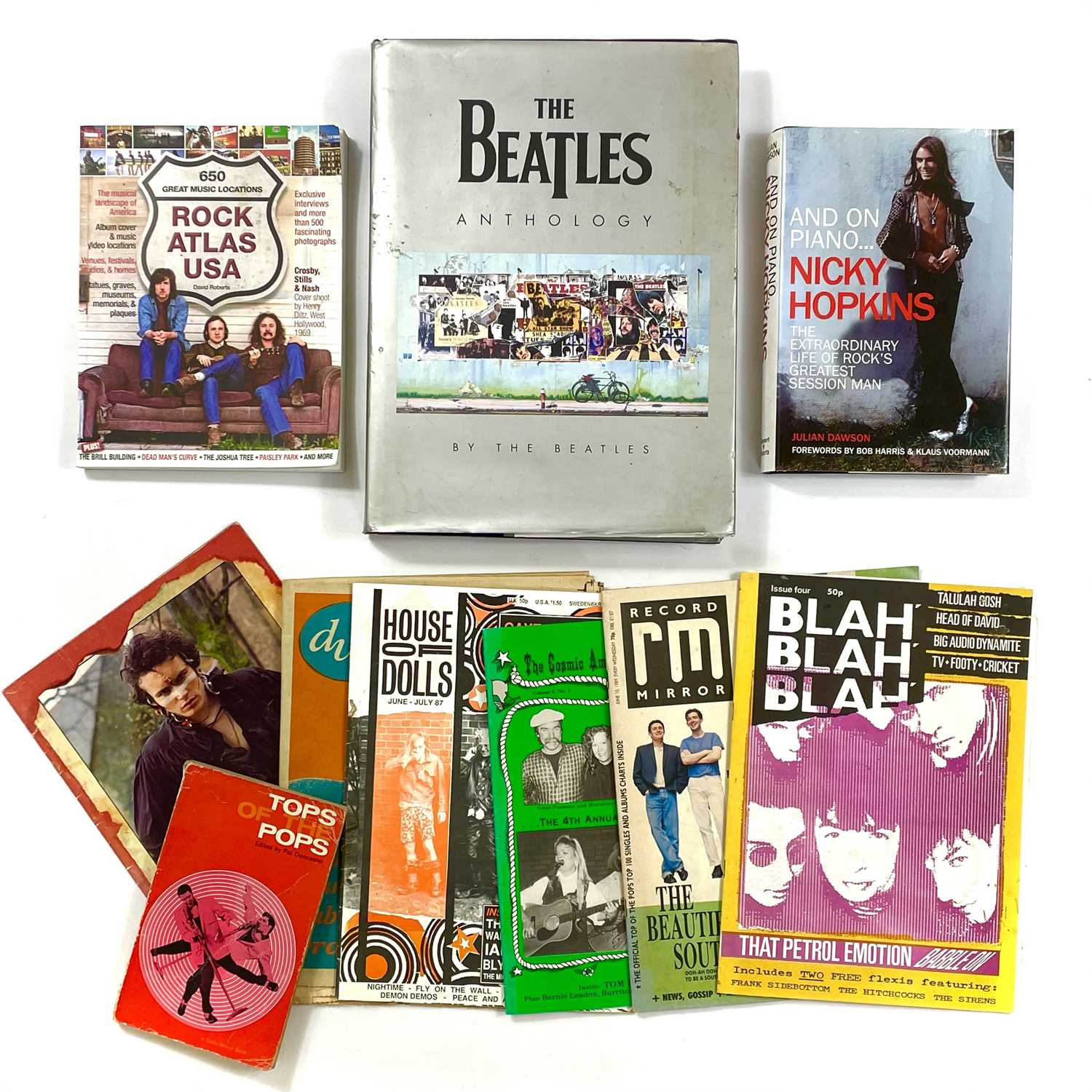 Lot 203 - THE BEATLES Anthology.