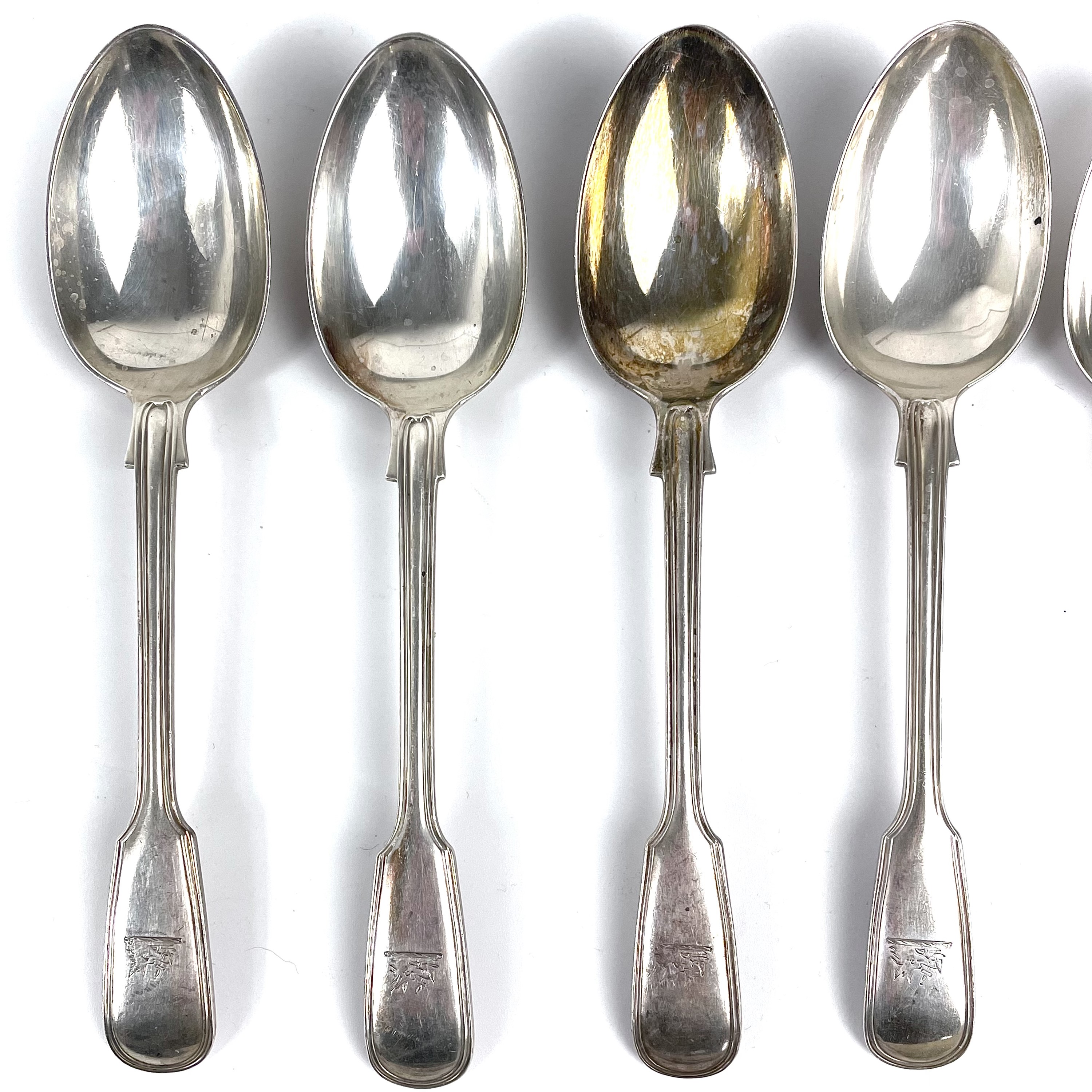 Lot 27 - A Victorian silver set of seven fiddle and