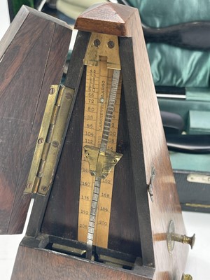 Lot 89 - A Victorian rosewood metronome de Maelzel,...