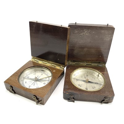 Lot 136 - An early 20th century compass in mahogany case...