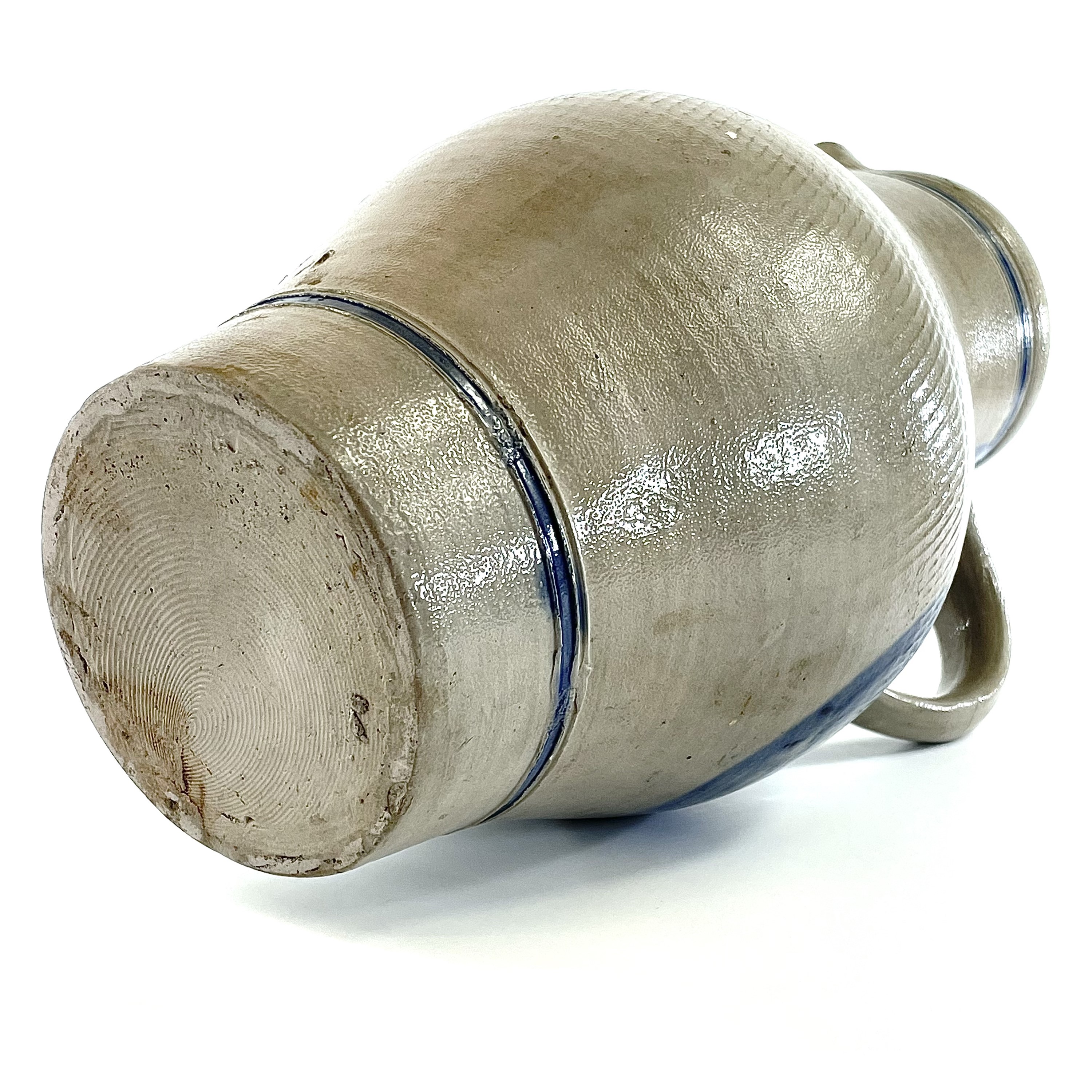 Lot 886 A Rhenish pottery Westerwald stoneware jug,