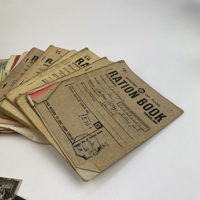 Lot 914 - Postcards - Military WWI.