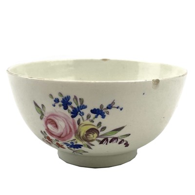 Lot 894 - An English porcelain bowl, circa 1790, with...