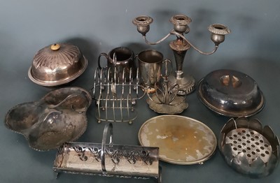 Lot 44 - A quantity of silver plate.