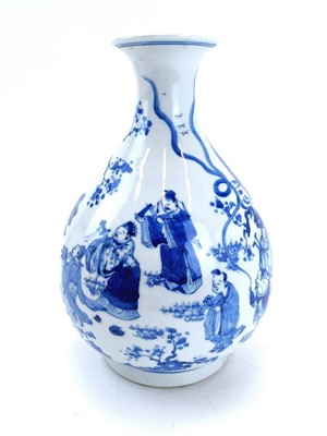 Lot 174 - A Chinese blue and white porcelain bottle vase, 17th century style.