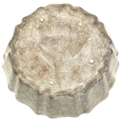 Lot 179 - A Chinese porcelain crackle glazed dish.