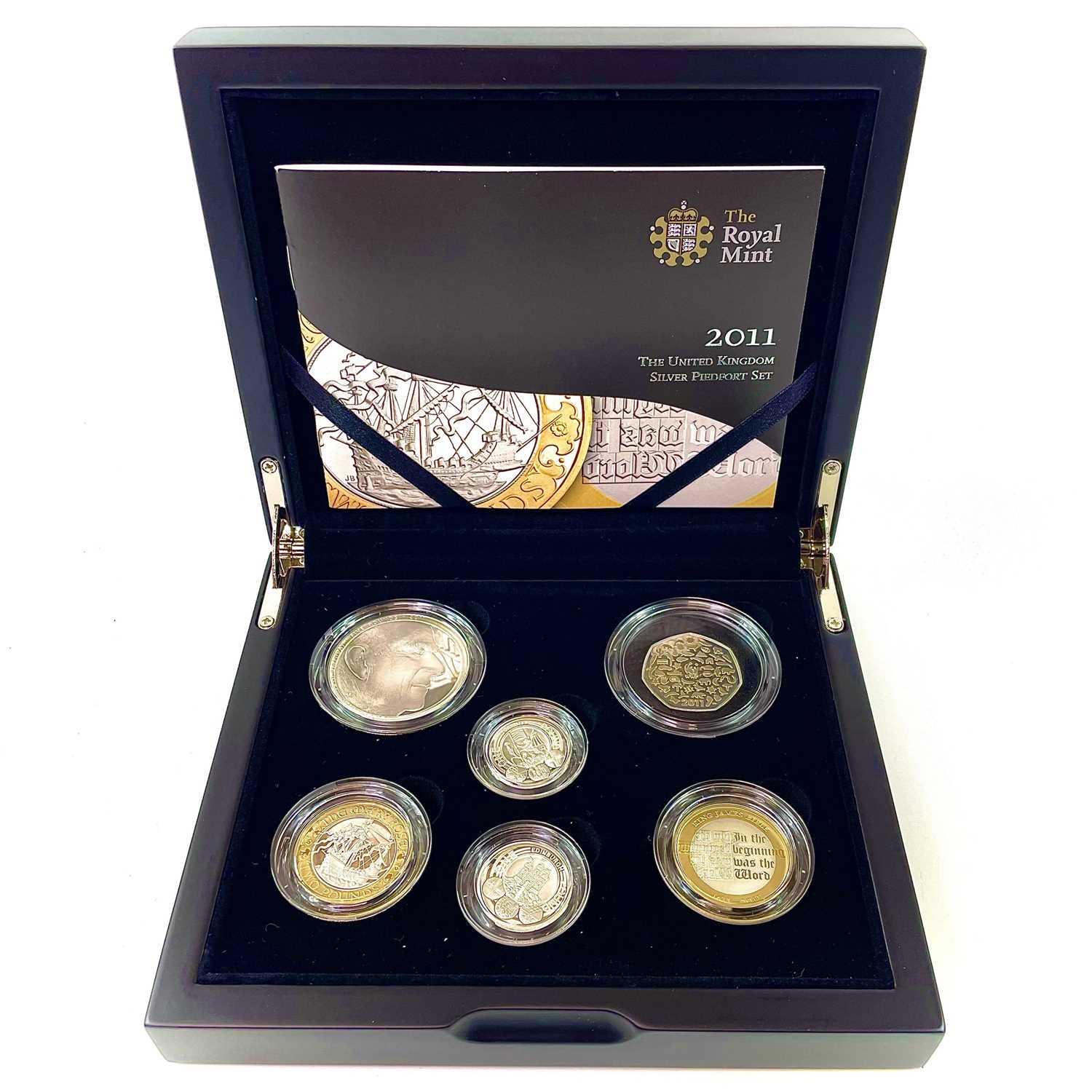 Lot 90 - Royal Mint Piedfort Great Britain 2011 Silver Proof 6 coin set.