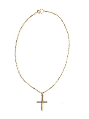 Lot 98 - A 9ct hallmarked cross pendant necklace.
