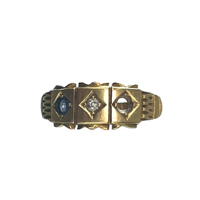 Lot 28 - A Victorian 18ct hallmarked gold ring.