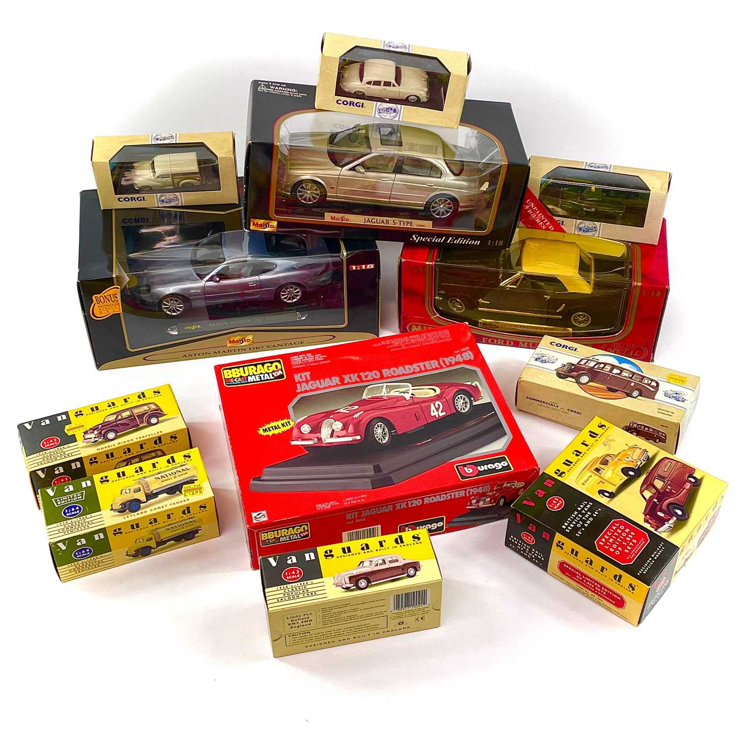 Lot 701 - Die Cast Model Vehicles (x12).