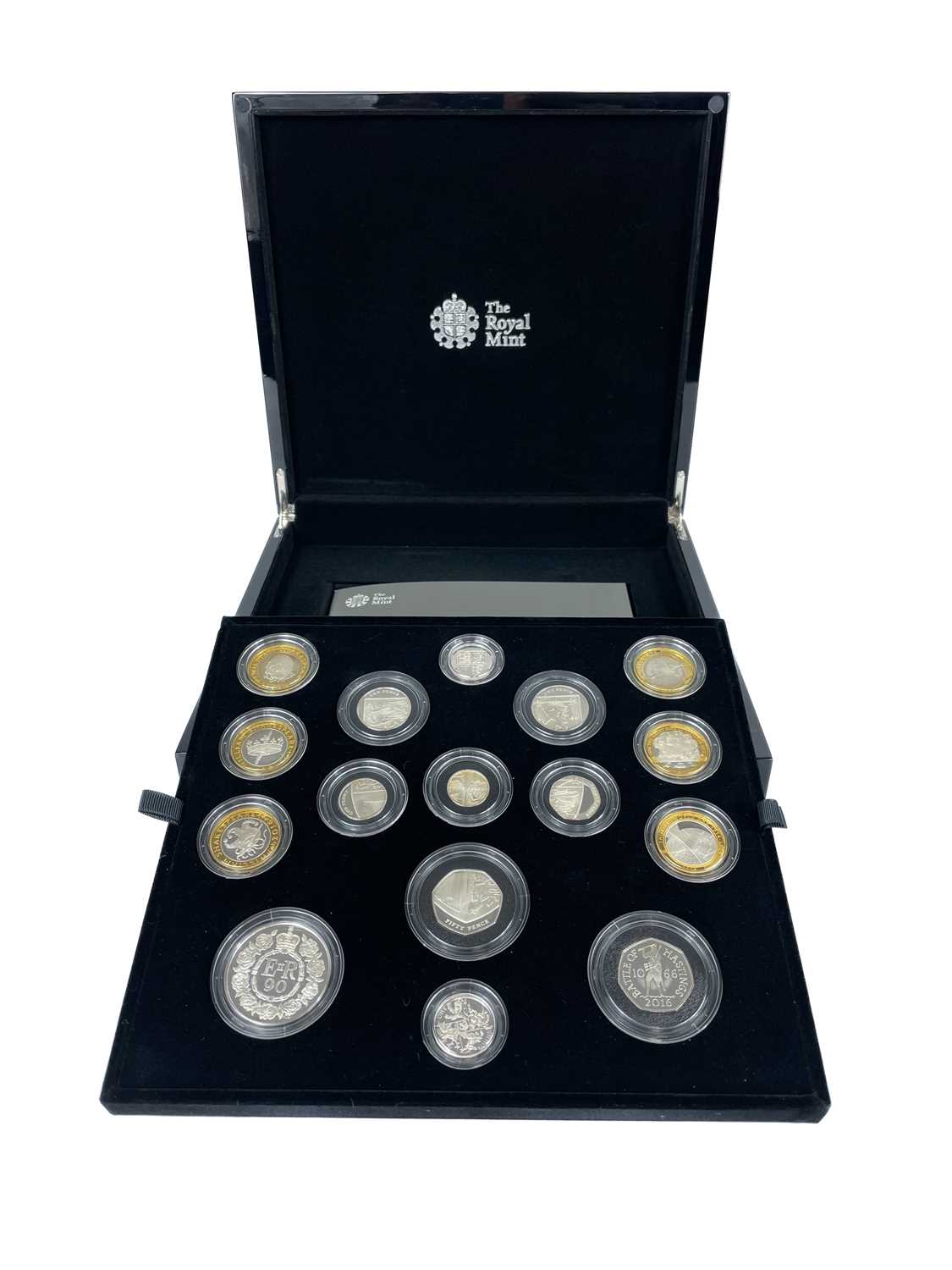 Lot 100 - Great Britain Royal Mint 2016 Silver Proof Coin Set.