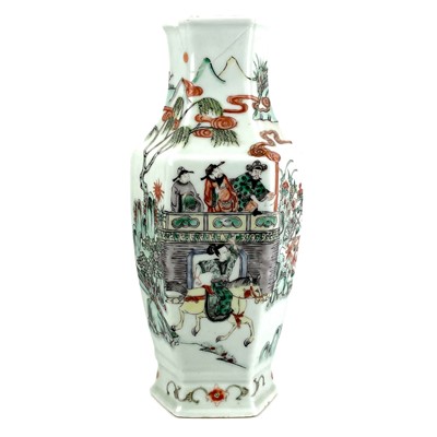 Lot 110 - A Chinese famille rose porcelain vase, 19th century.