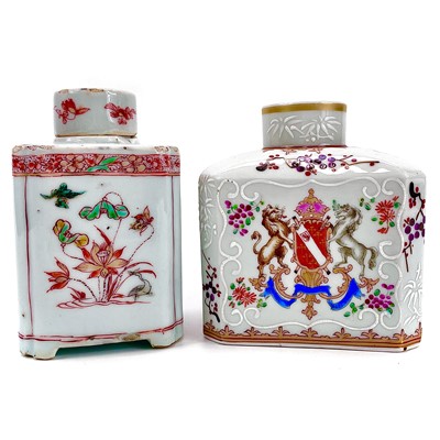 Lot 279 - A late 18th century Chinese porcelain Famille verte square tea caddy.