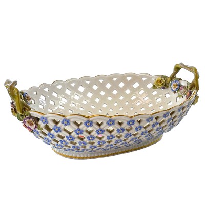 Lot 804 - A Meissen porcelain basket, late 19th century,...