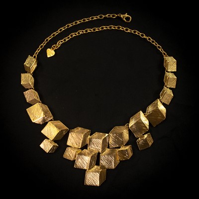 Lot 404 - Dolce Vita - A stylish gold plated cube design necklace.