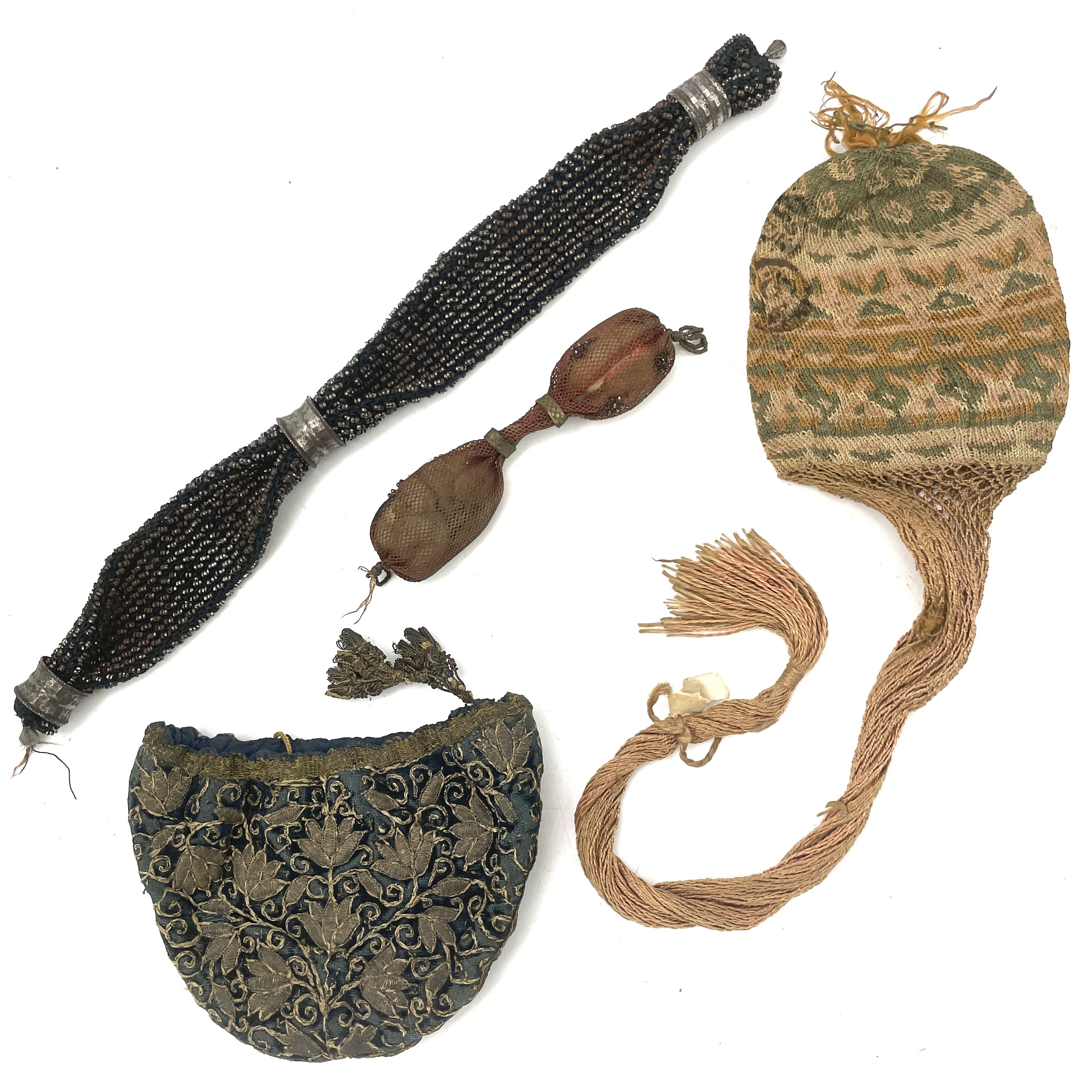 Lot 1602 - A late 18th century drawstring reticule