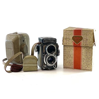 Lot 142 - A Rolleiflex Baby 4x4 Grey Camera, with...