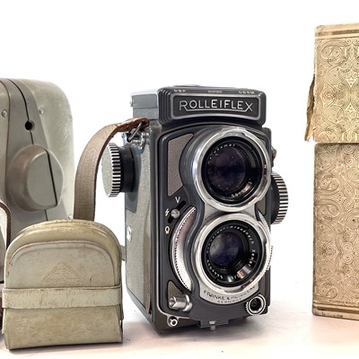 Lot 142 - A Rolleiflex Baby 4x4 Grey Camera, with...