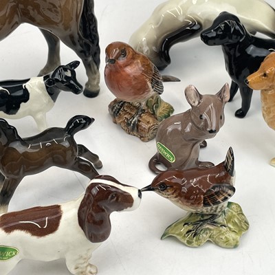 Lot 887 - A Beswick pottery horse height 19cm together...