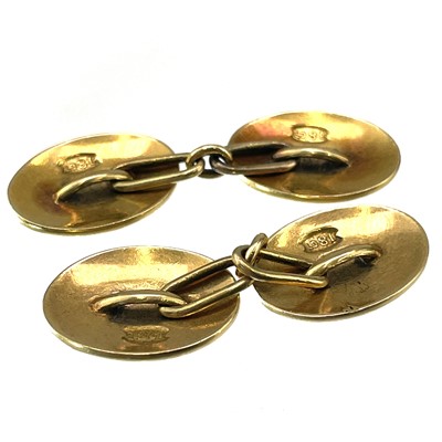 Lot 195 - A pair of 18ct gold cufflinks.
