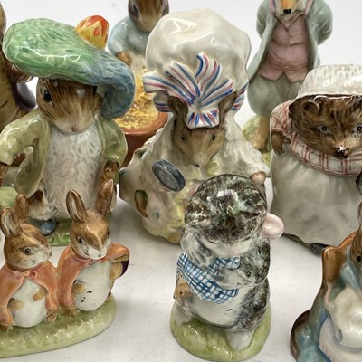 Lot 916 - A Beswick Beatrix potter figure of Peter...