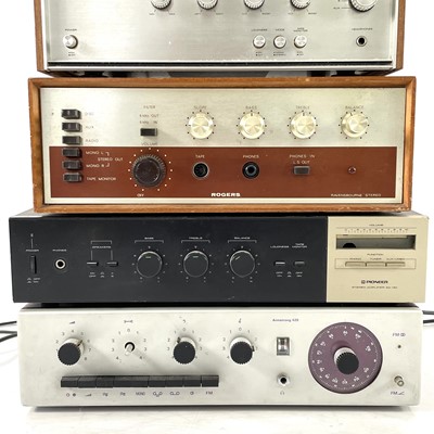 Lot 300 - Hi-Fi Equipment.