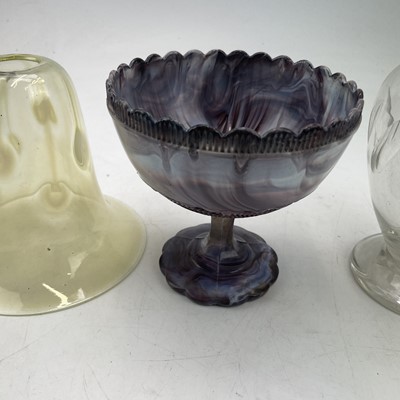 Lot 828 - An Art Nouveau vaseline glass light shade,...