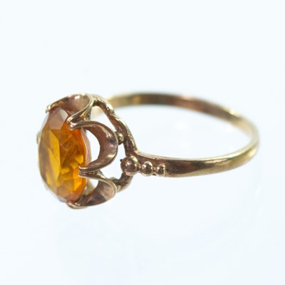Lot 178 - Two 9ct stone set rings
