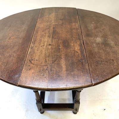 Lot 135 - An oak gateleg dining table, late 17th/early 18th century