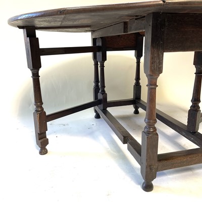 Lot 135 - An oak gateleg dining table, late 17th/early 18th century