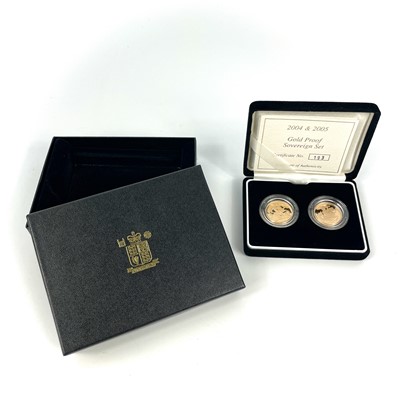 Lot 137 - Great Britain Gold Proof Sovereign 2 Coin Coinage set for 2004 and 2005