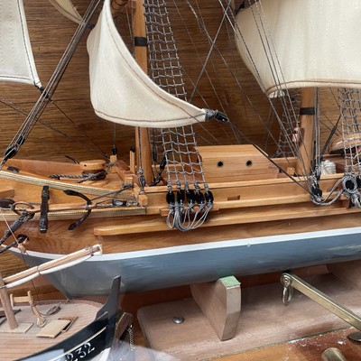 Lot 83 - A model of the three masted sailing ship...