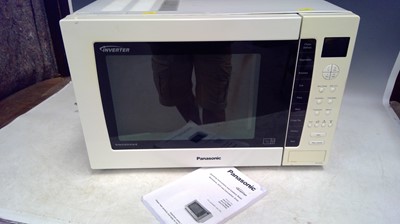 Lot 46 - Panasonic dimension4 Microwave, Grill and...