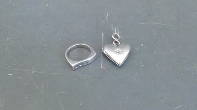 Lot 65 - An unboxed Hot Diamonds silver heart-shaped...