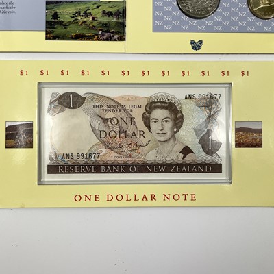 Lot 132 - New Zealand Uncirculated Bank Note and Coin Sets (x5) Including Lord of the Rings interest.