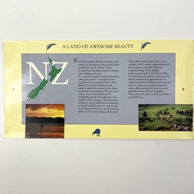 Lot 132 - New Zealand Uncirculated Bank Note and Coin Sets (x5) Including Lord of the Rings interest.