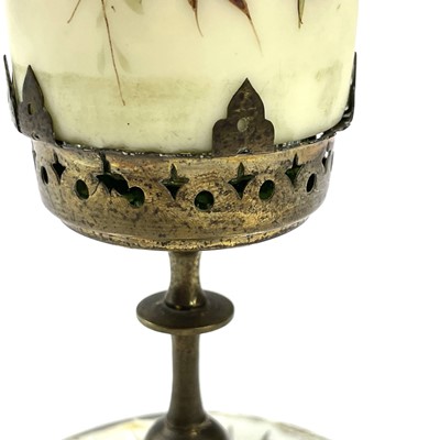 Lot 897 - A Webbs Queens Burmese ware night light, with...