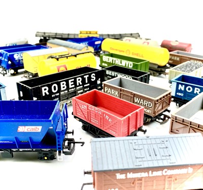 Lot 617 - Hornby, Wrenn, Triang, Hornby Dublo etc. 00 Gauge Private Owner Wagons (x33)