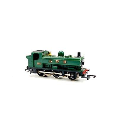 Lot 611 - Triang/Triang Hornby 00 Gauge Steam Locomotives (x5).