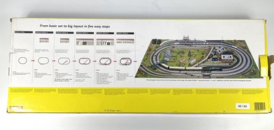 Lot 602 - Hornby Model Railway 00 Gauge "The Royal Train" Presentation Set, R1057.