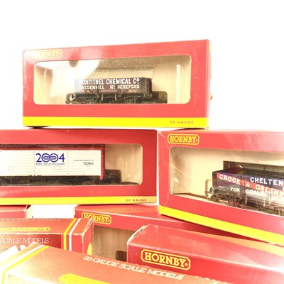 Lot 604 - Hornby Model Railway 0-4-0 Tank Engine & 10 Boxed Wagons.