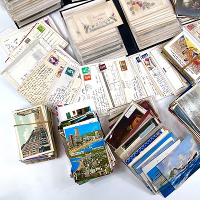 Lot 920 - Postcards - Foreign Topographical & Subject Cards.