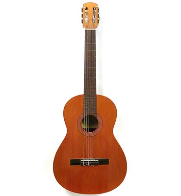 Lot 133 - A 'Raimundo' 104 classical guitar.