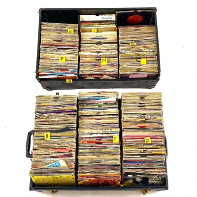 Lot 114 - ROCK and POP. Over 200+ 7" singles.